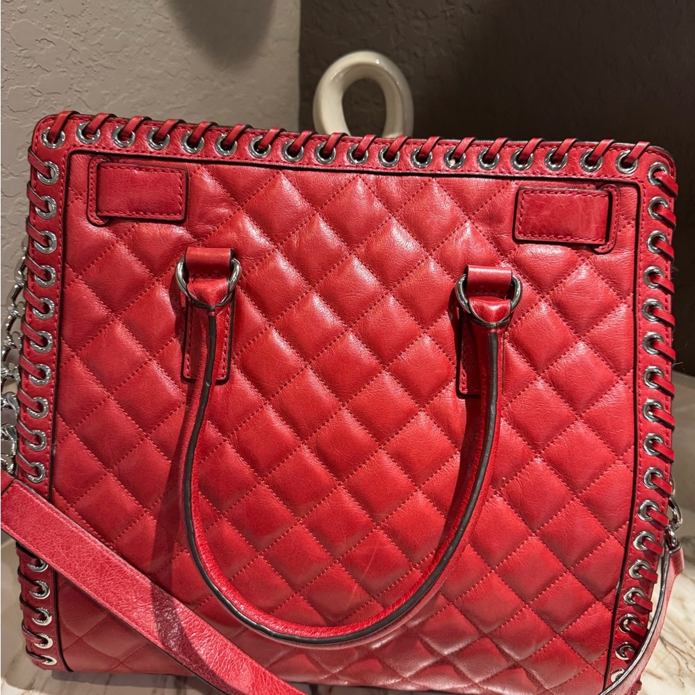 Michael Kors Hippie Grommet Hamilton Red - Picture 2 of 8